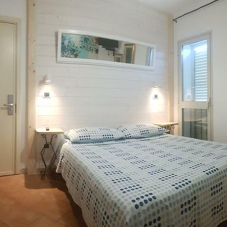 B&B Casa Derosas ゴルフォ・アランチ エクステリア 写真