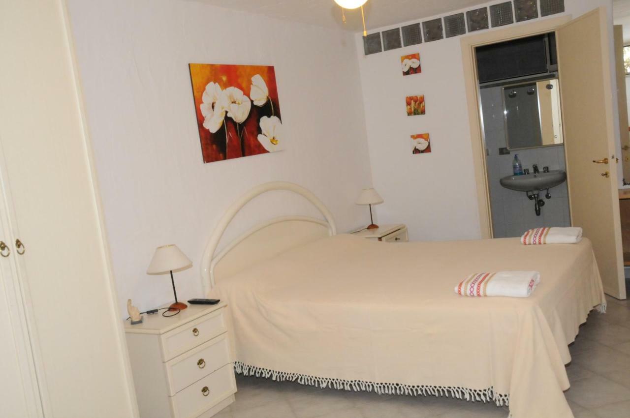 B&B Casa Derosas ゴルフォ・アランチ 部屋 写真